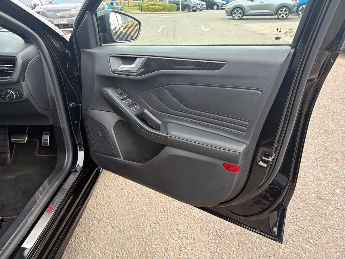 Used Ford Focus 2023 for sale - 77885310: Photo 35