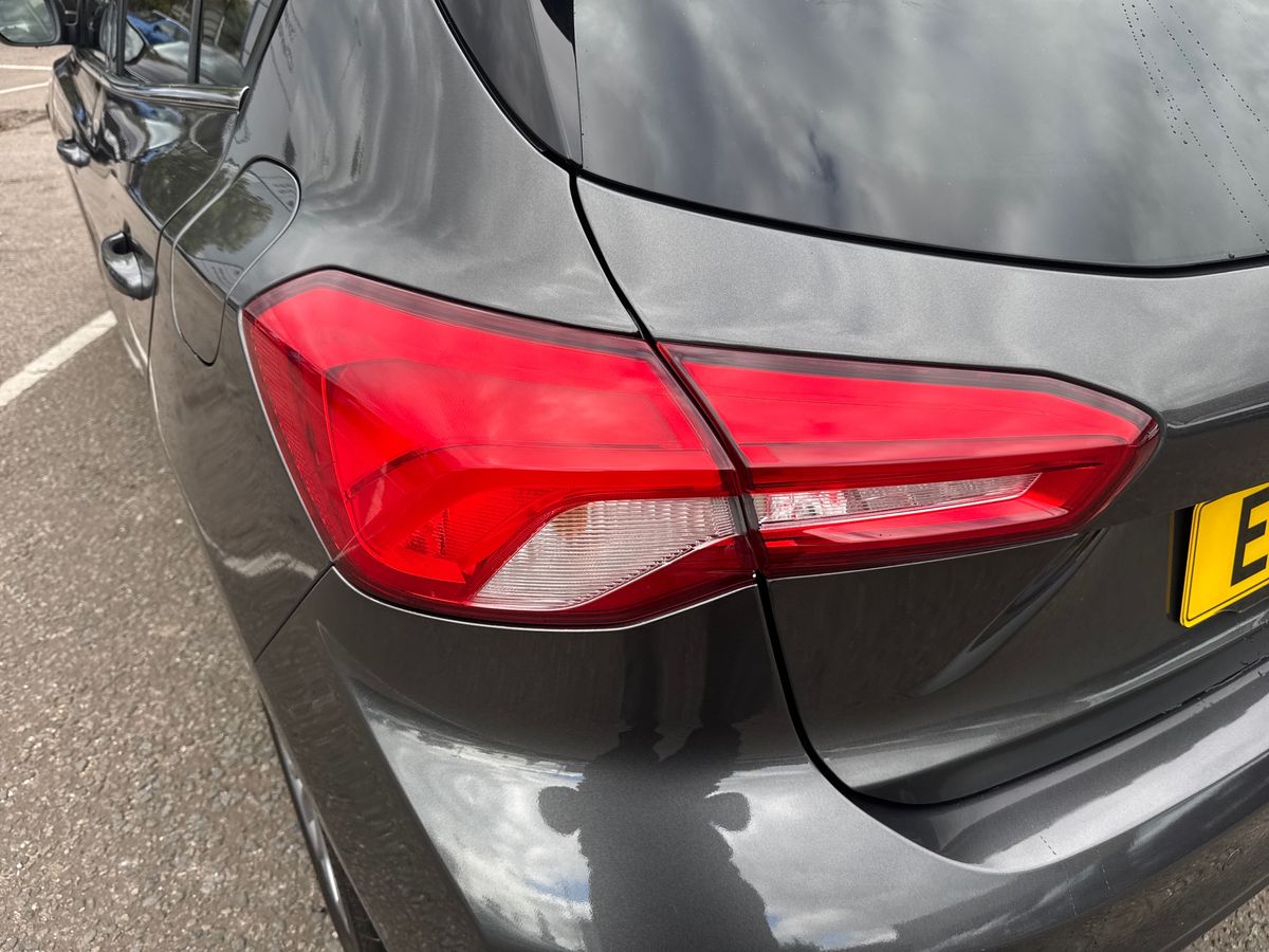 Used Ford Focus 2021 for sale - 76055746: Photo 33