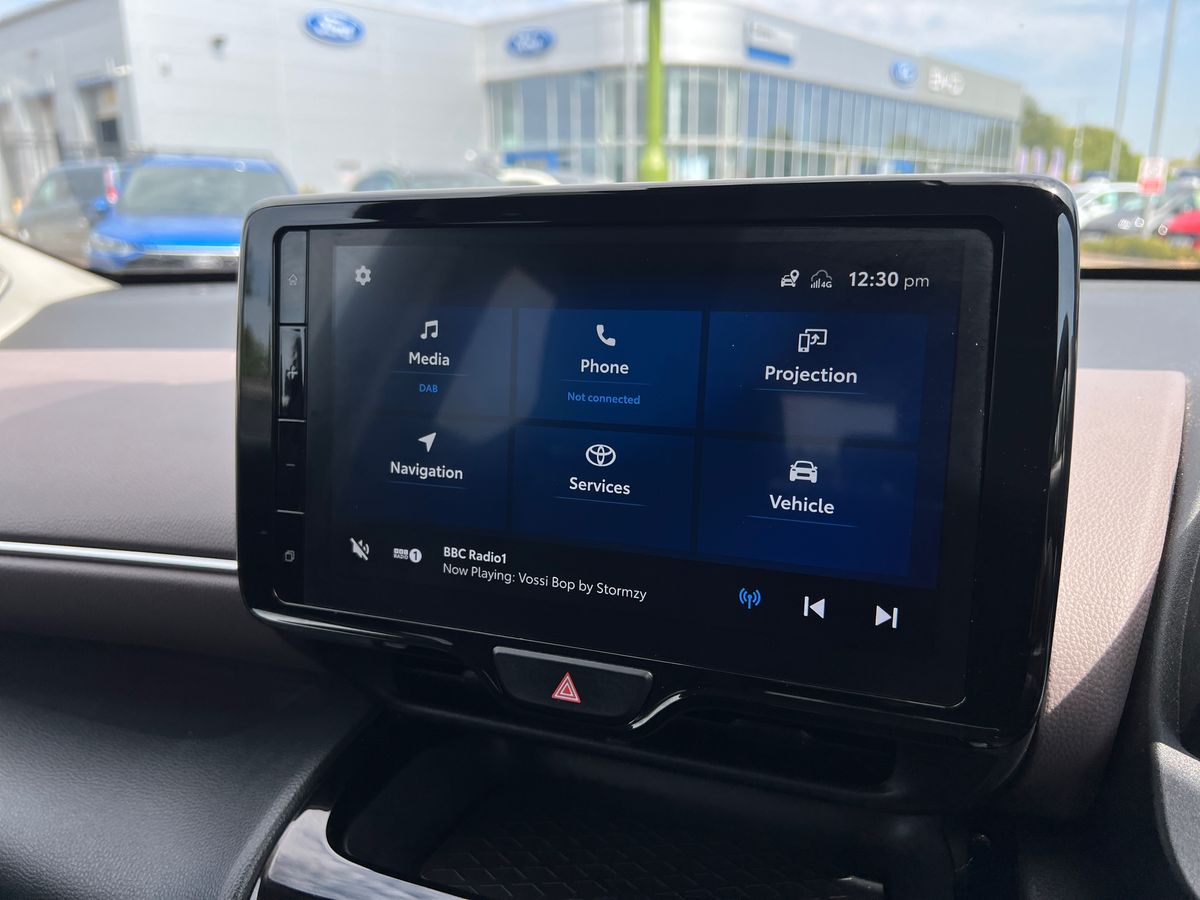 Used Toyota Yaris Cross 2023 for sale - 77047670: Photo 19