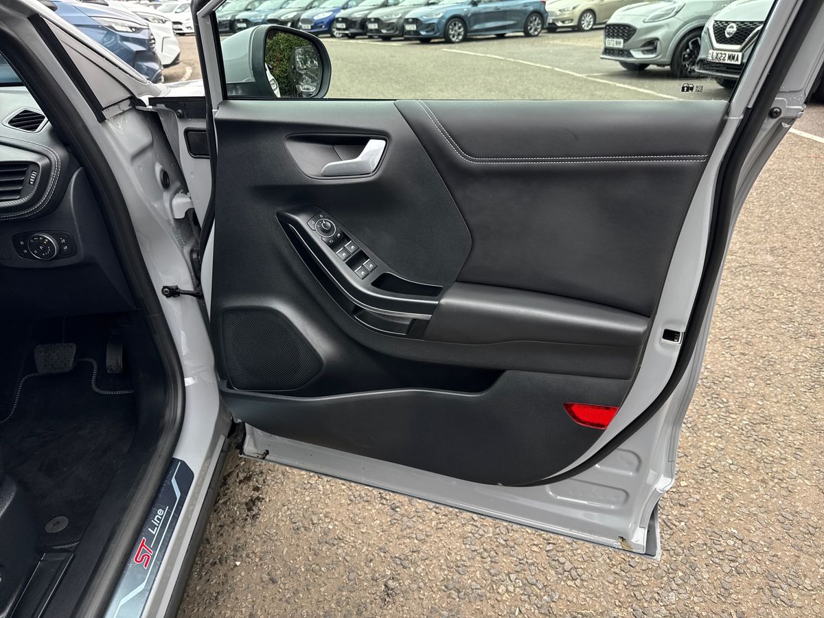 Used Ford Puma 2023 for sale - 76390007: Photo 35