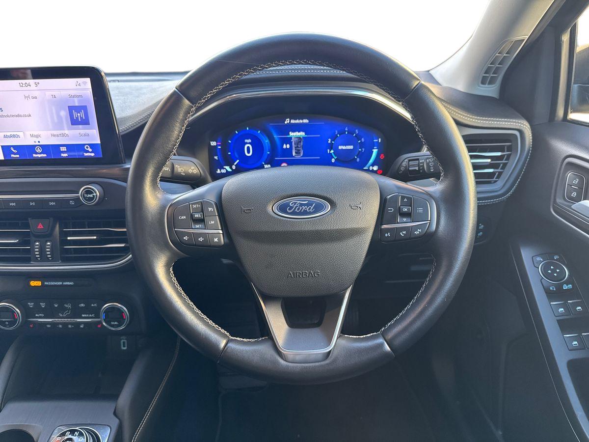 Used Ford Focus 2021 for sale - 76907886: Photo 17