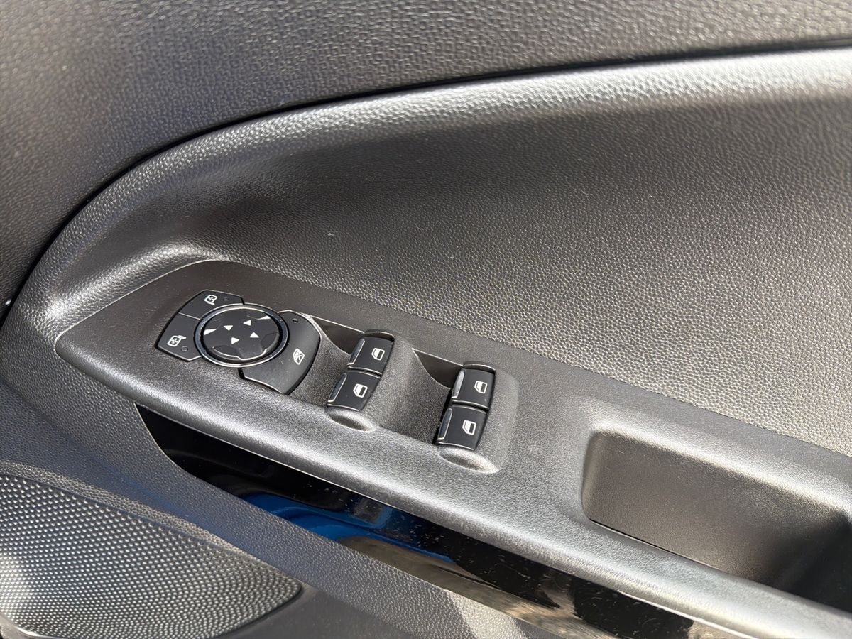 Used Ford Ecosport 2023 for sale - 77965073: Photo 25