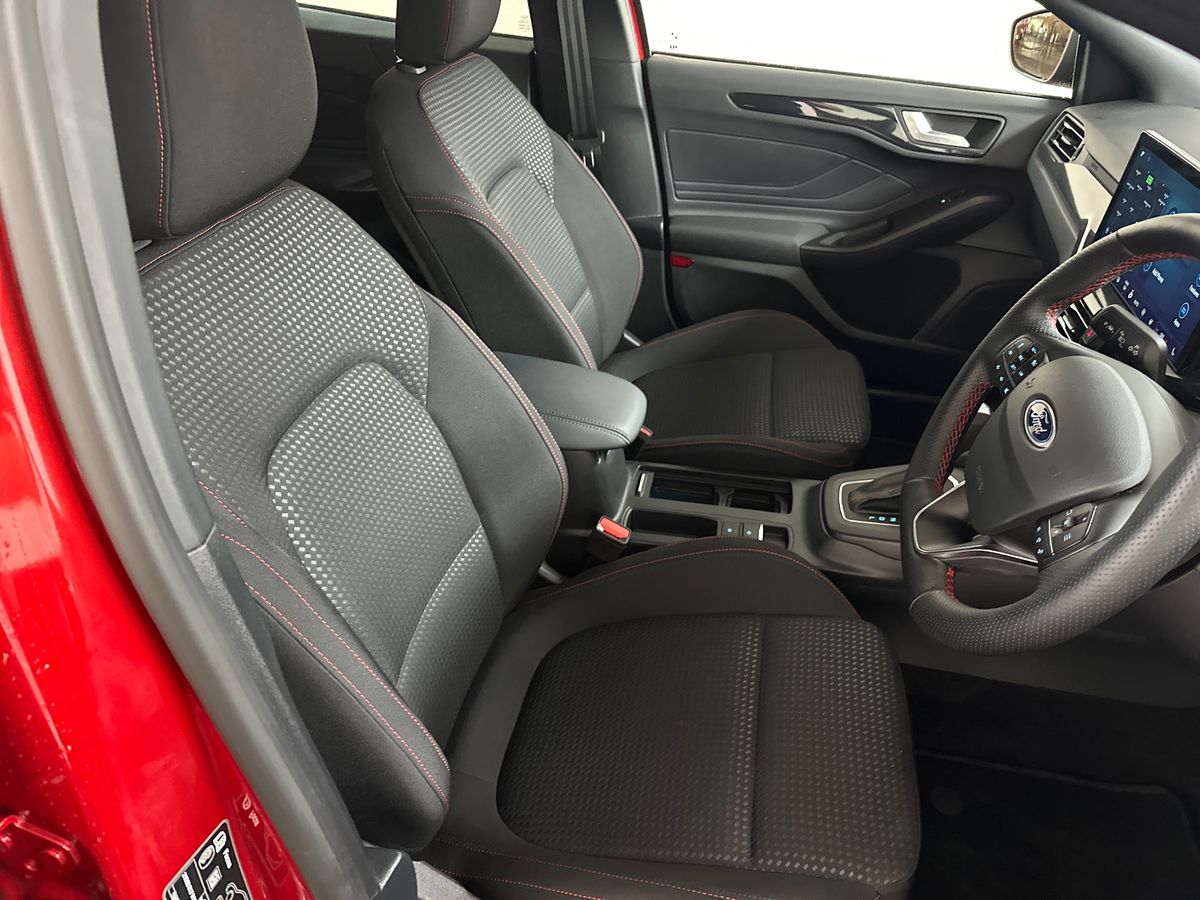 Used Ford Focus 2024 for sale - 76338760: Photo 12