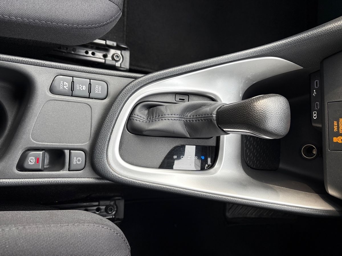 Used Toyota Yaris 2024 for sale - 78074286: Photo 28