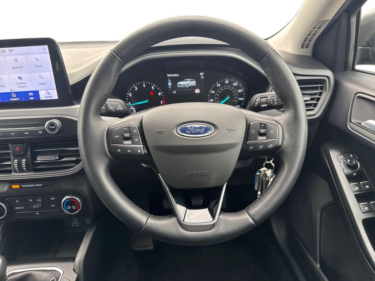 Used Ford Focus 2022 for sale - 76487389: Photo 17