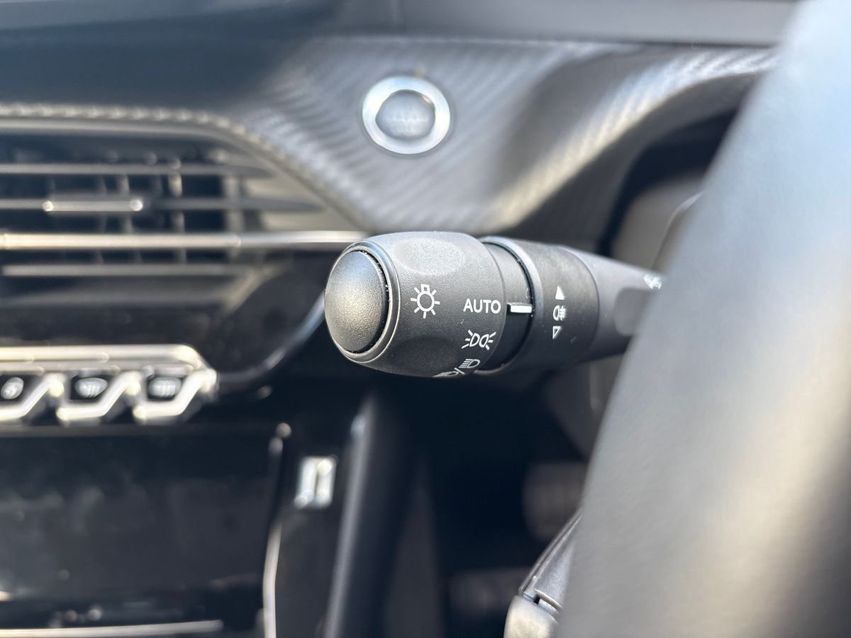 Used Peugeot 208 2024 for sale - 77210116: Photo 23