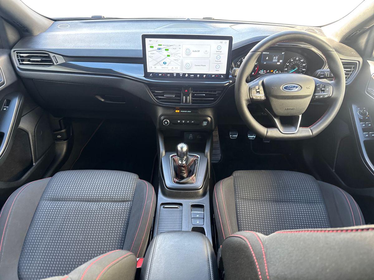 Used Ford Focus 2023 for sale - 76372747: Photo 15