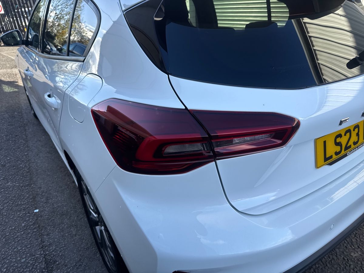Used Ford Focus 2023 for sale - 76372747: Photo 33