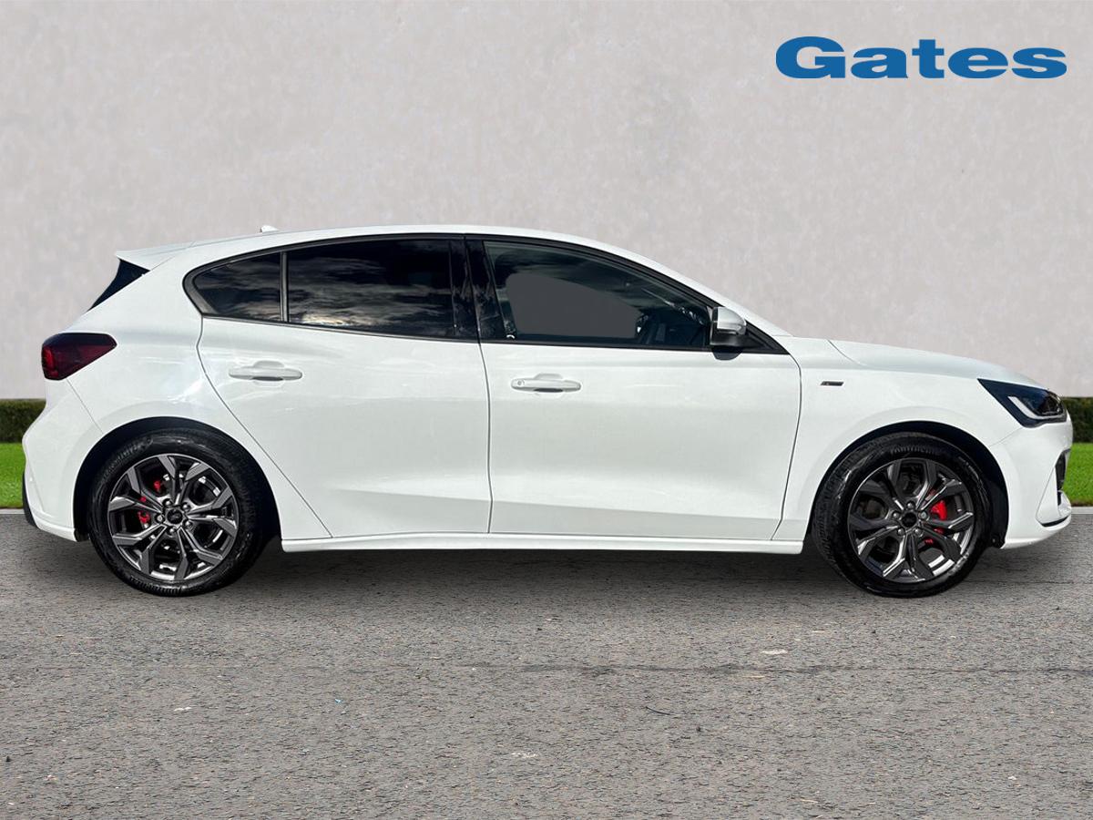 Used Ford Focus 2023 for sale - 76372747: Photo 8