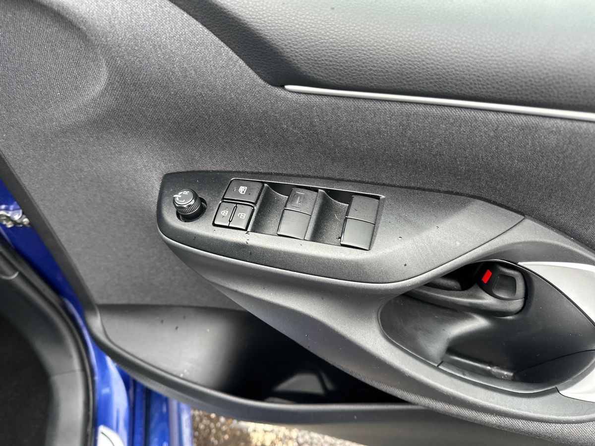 Used Toyota Yaris 2023 for sale - 77193550: Photo 25