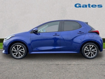 Used Toyota Yaris 2023 for sale - 77193550: Photo