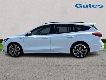 Used Ford Focus 2023 for sale - 78536642: Photo