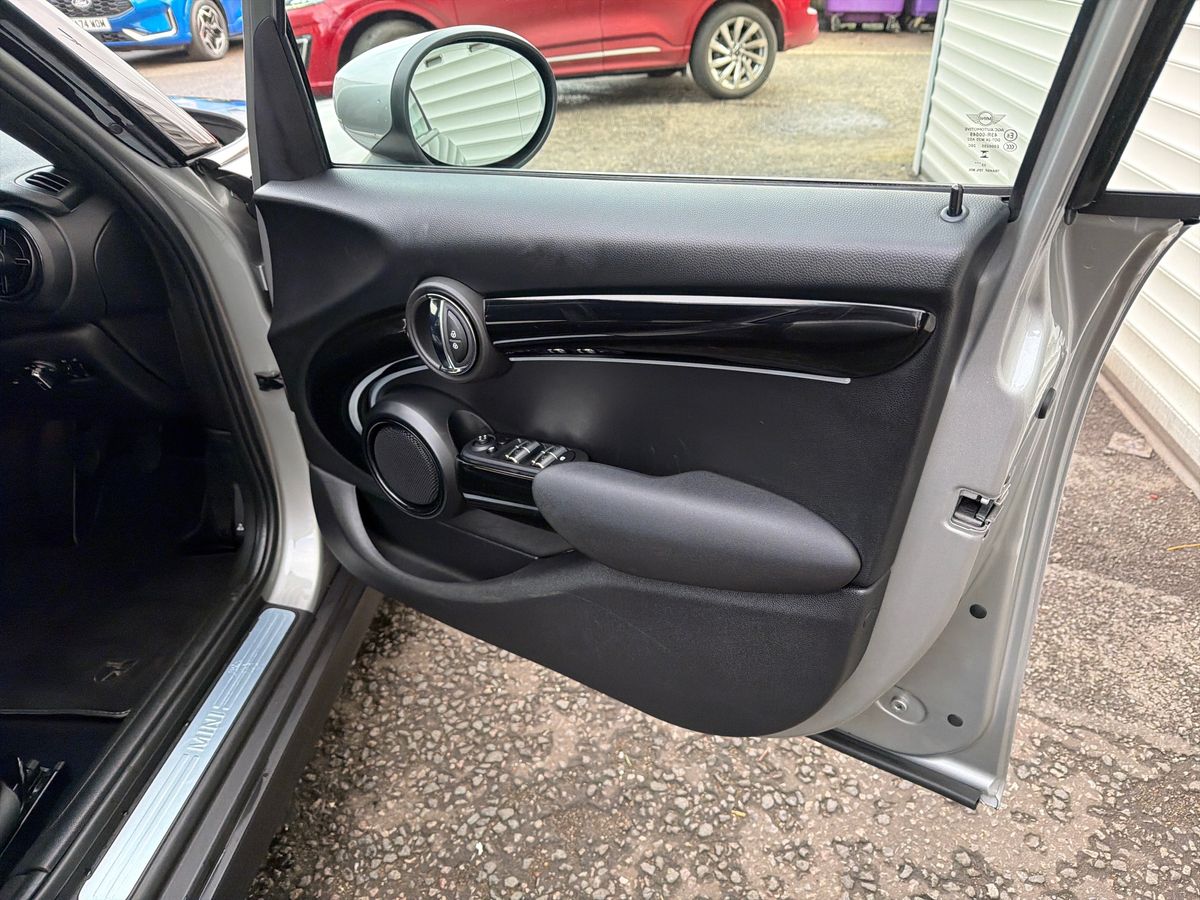 Used MINI Hatch 2024 for sale - 77539745: Photo 35