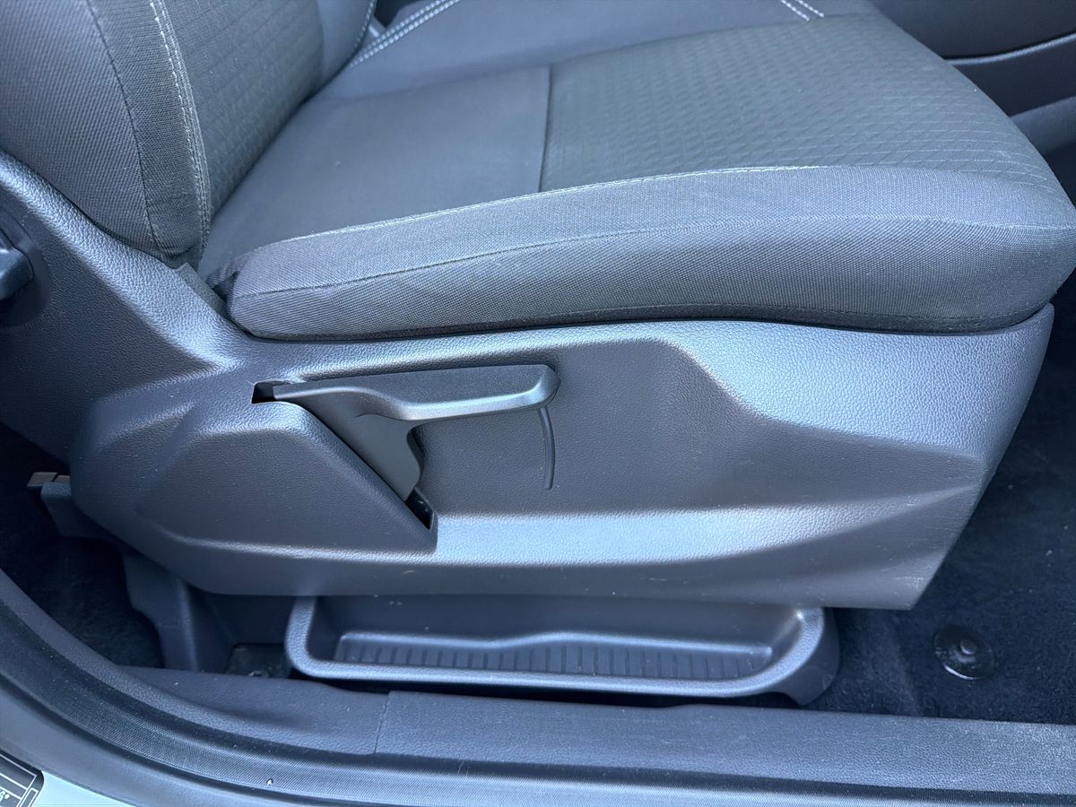 Used Ford C-Max 2017 for sale - 77010301: Photo 30