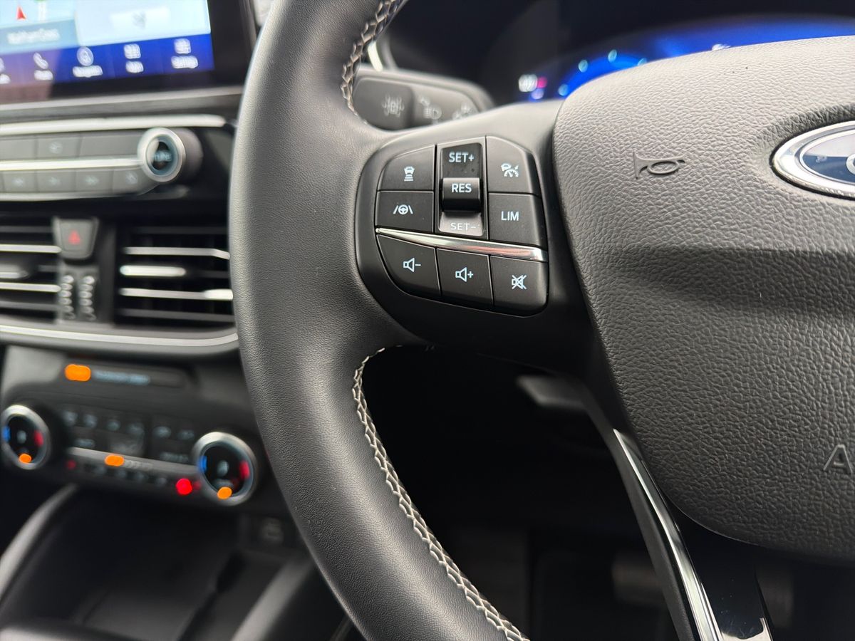 Used Ford Kuga 2023 for sale - 76960211: Photo 26