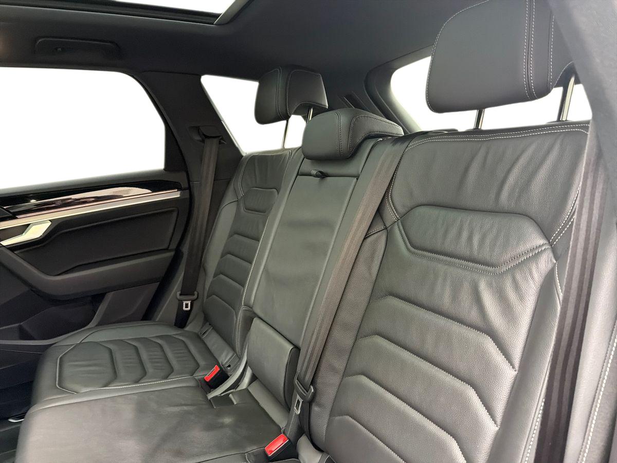Used Volkswagen Touareg 2022 for sale - 77247959: Photo 14