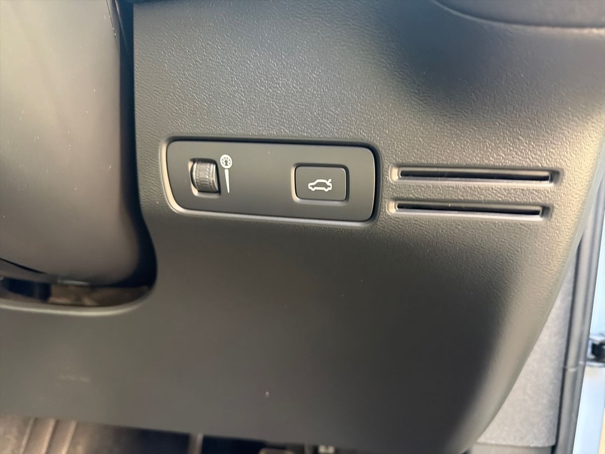 Used Volvo XC40 2021 for sale - 77959966: Photo 23