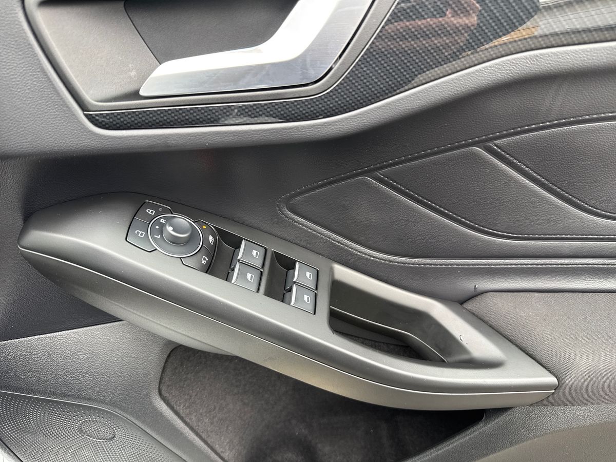 Used Ford Focus 2023 for sale - 76079344: Photo 25