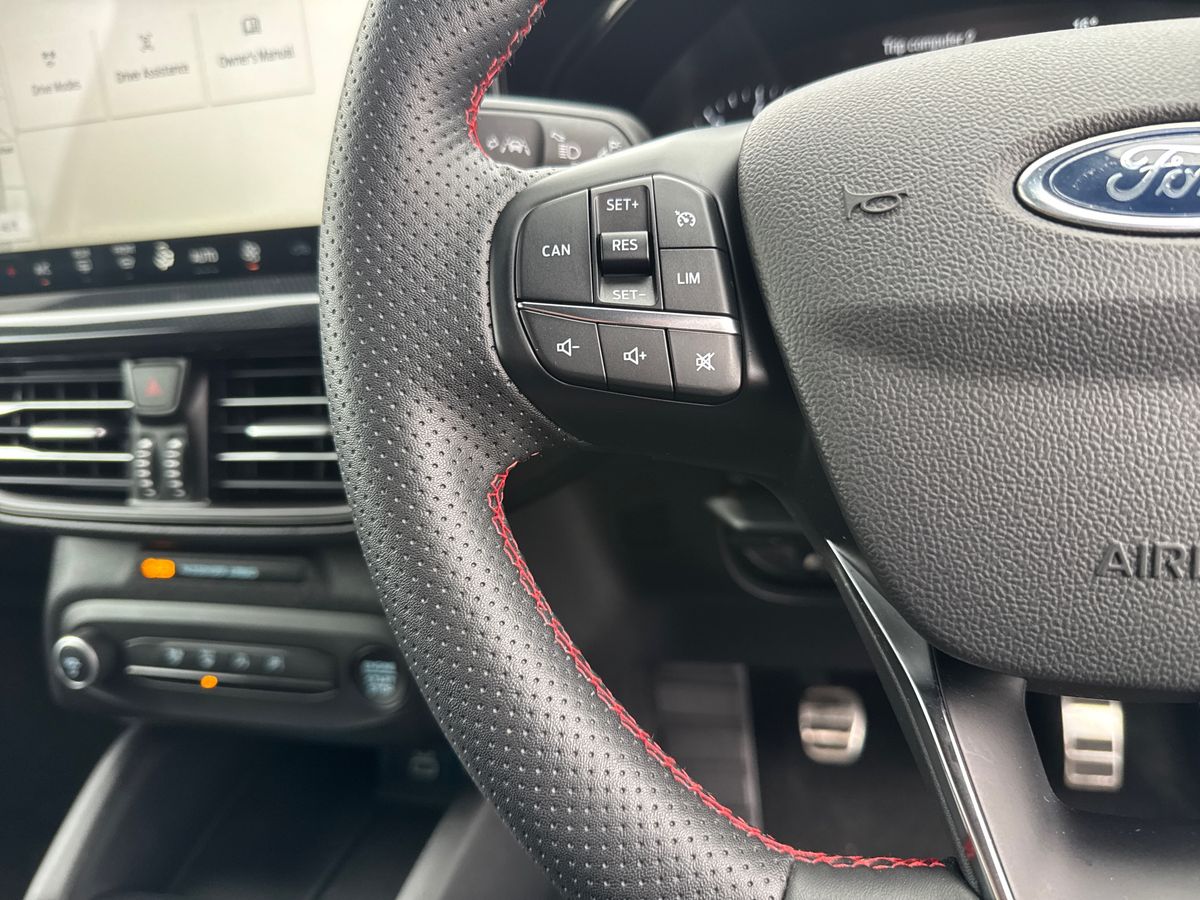 Used Ford Focus 2023 for sale - 76079344: Photo 26