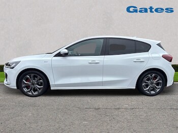 Used Ford Focus 2023 for sale - 76079344: Photo 4