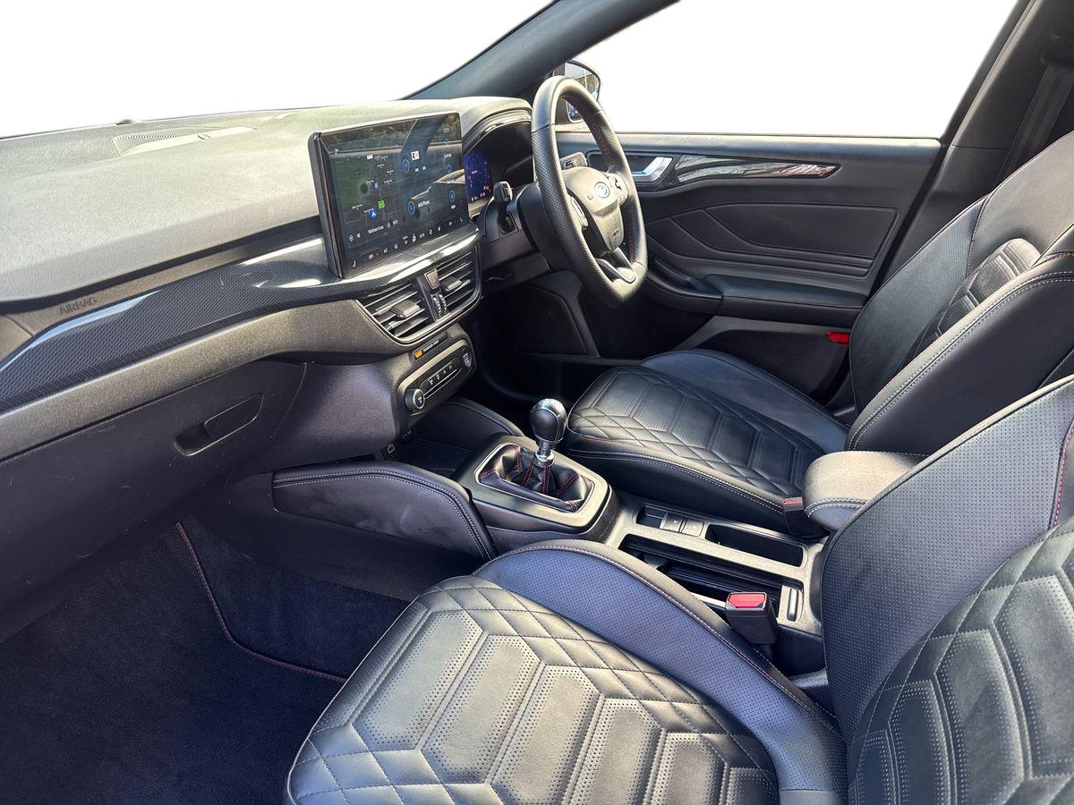 Used Ford Focus 2023 for sale - 76647791: Photo 11