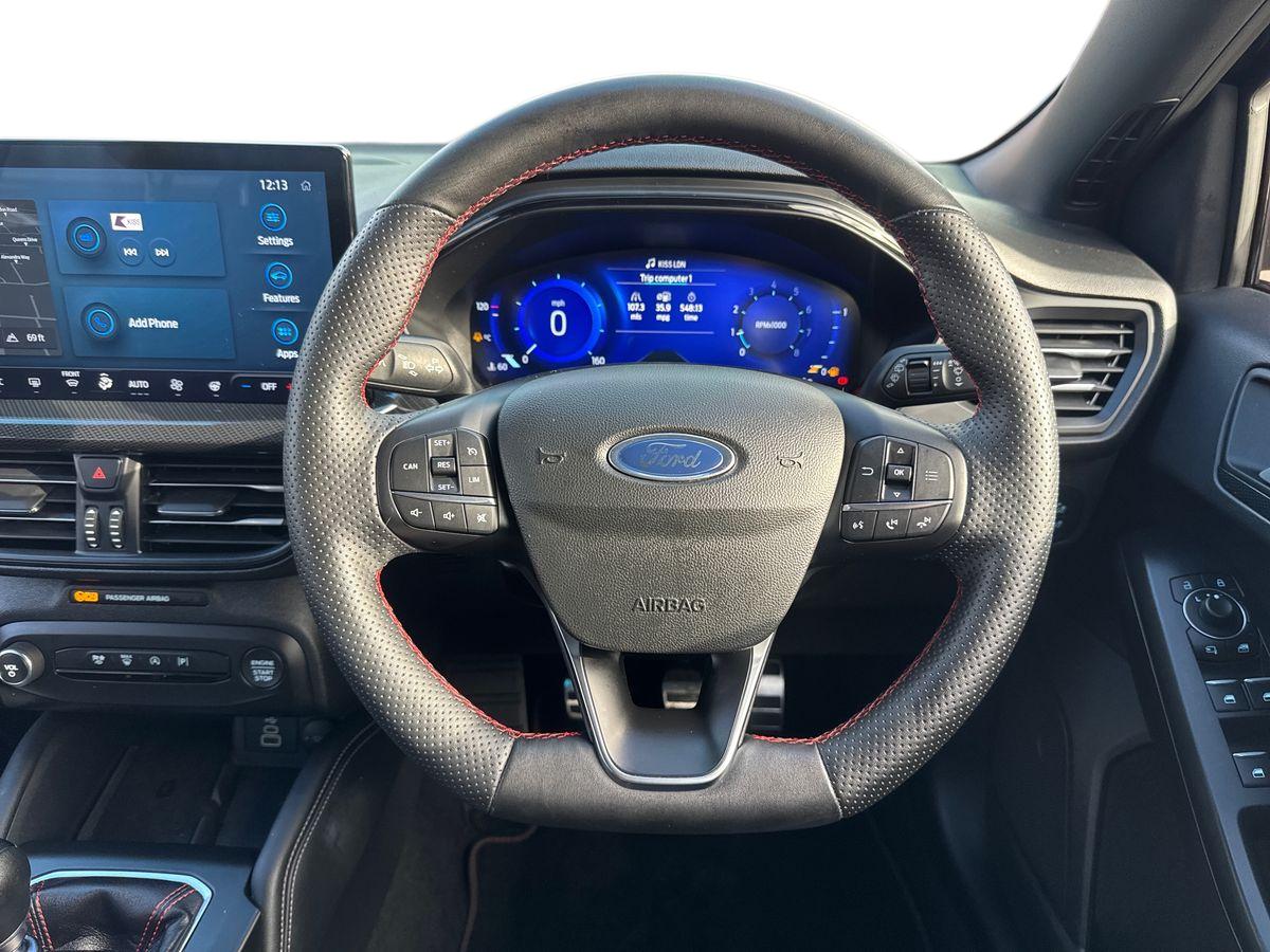 Used Ford Focus 2023 for sale - 76647791: Photo 17