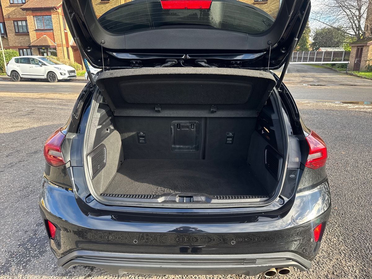 Used Ford Focus 2023 for sale - 76647791: Photo 34