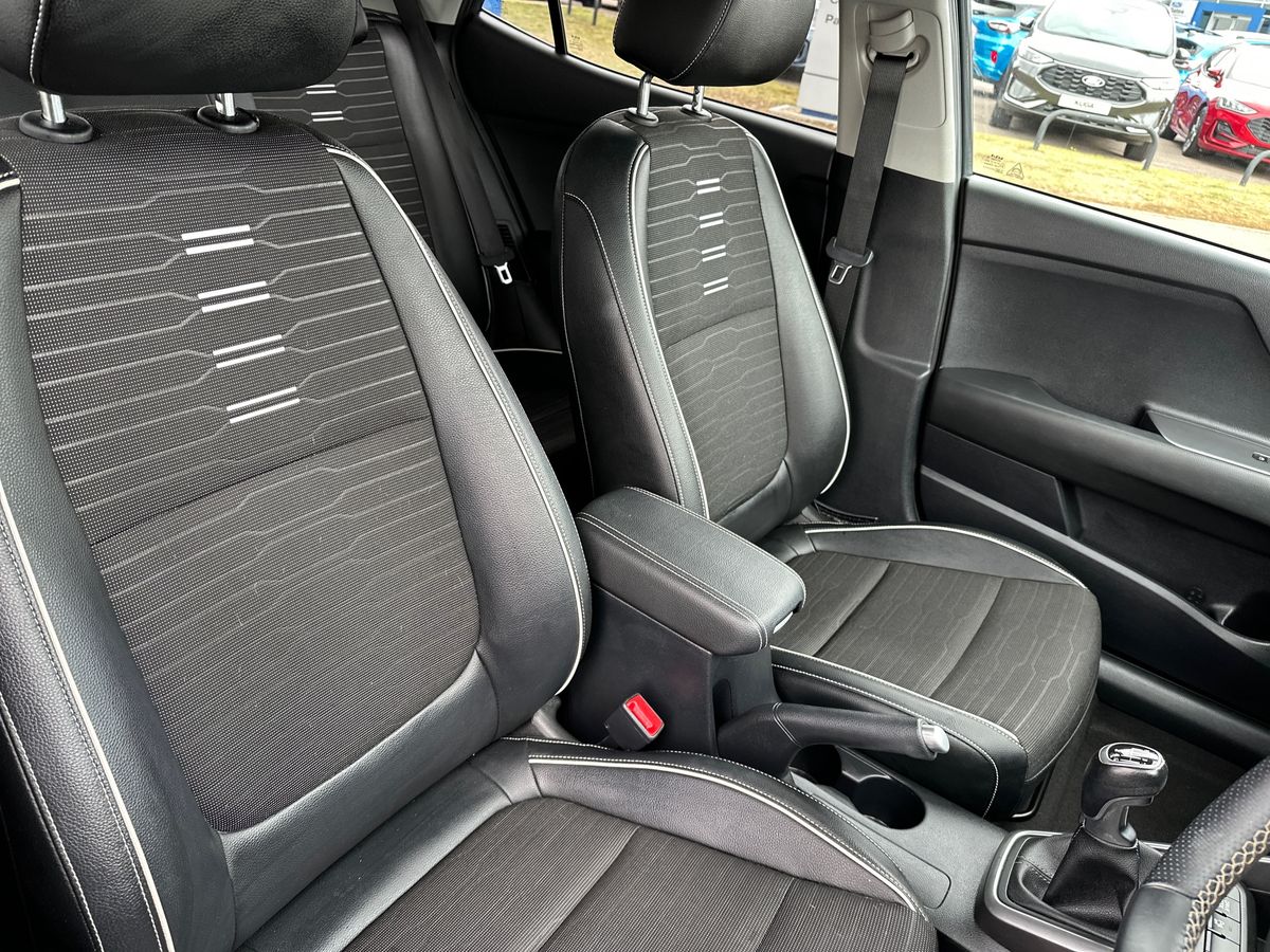 Used Kia Stonic 2022 for sale - 76552470: Photo 12