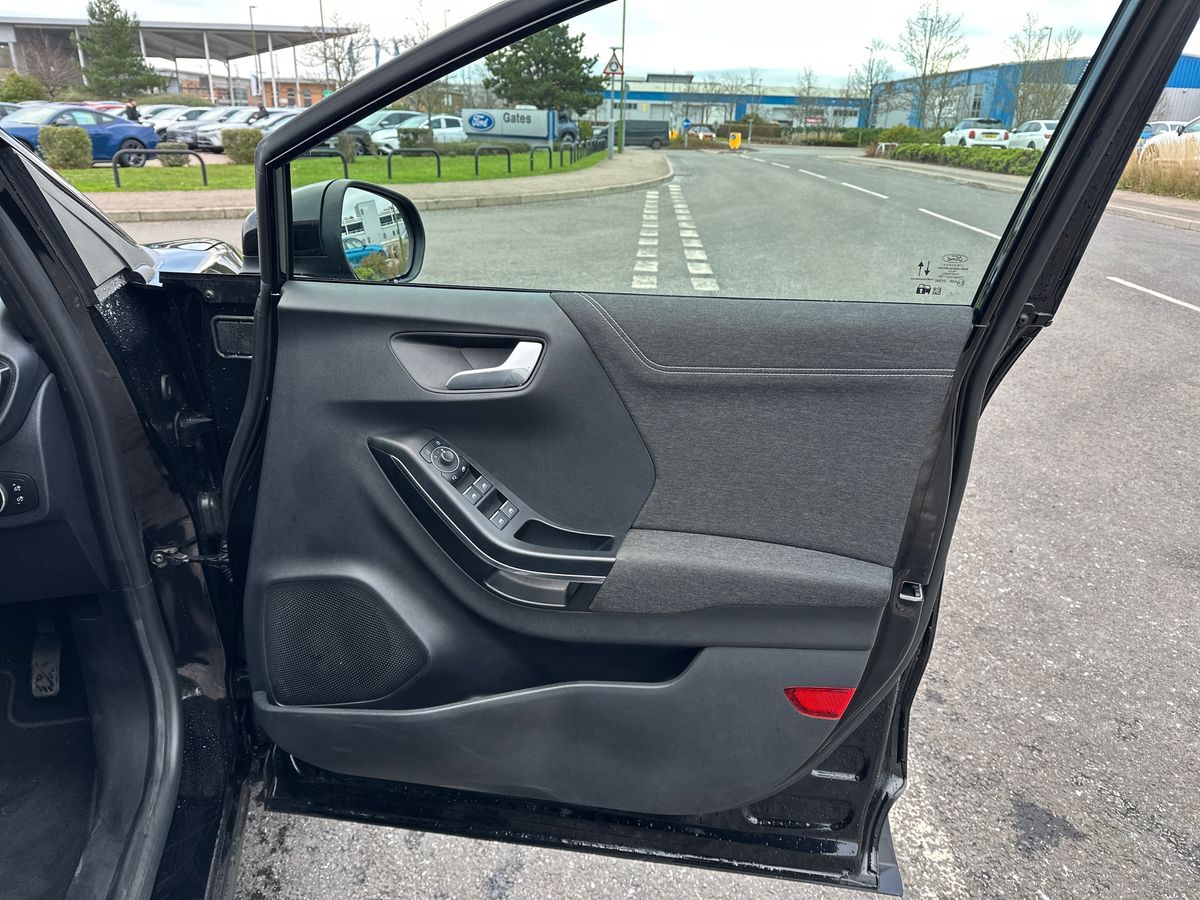 Used Ford Puma 2024 for sale - 76954464: Photo 35