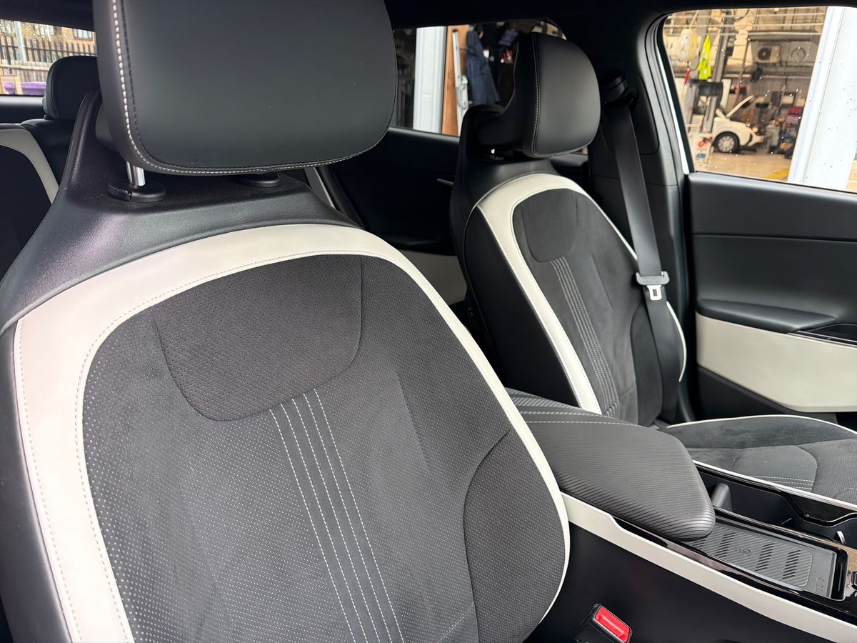 Used Kia EV6 2023 for sale - 77269291: Photo 12