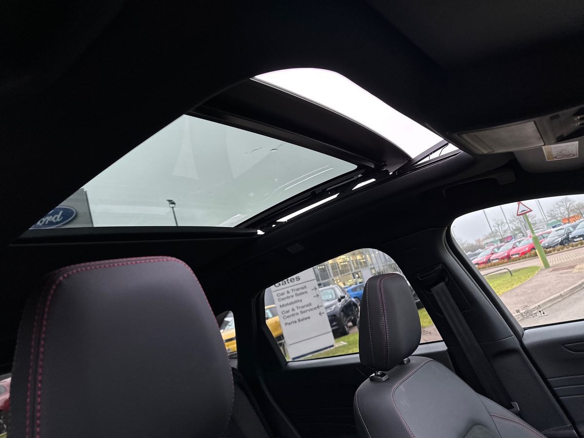 Used Ford Kuga 2025 for sale - 77420344: Photo 40