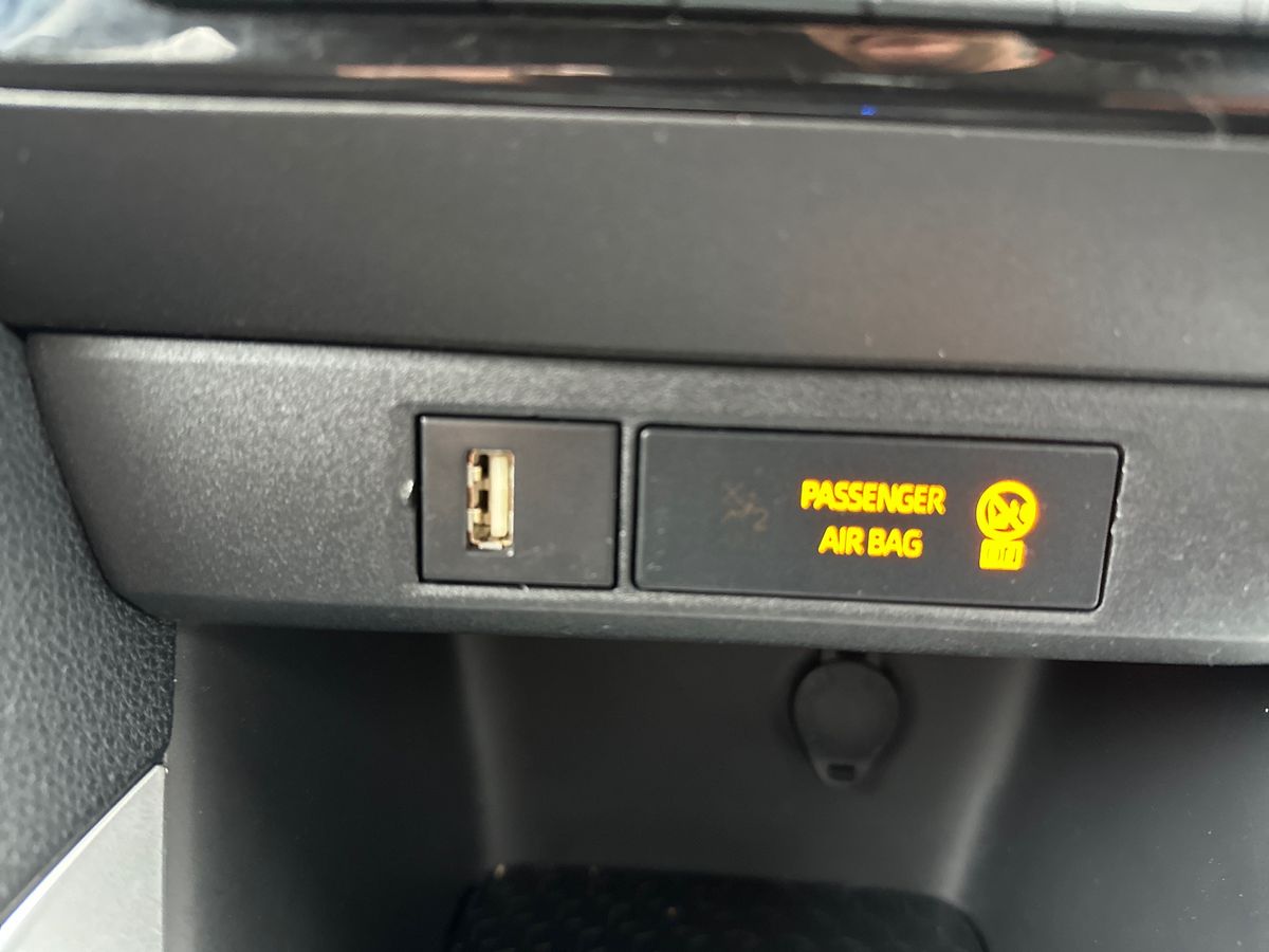 Used Toyota Yaris 2023 for sale - 77678806: Photo 24