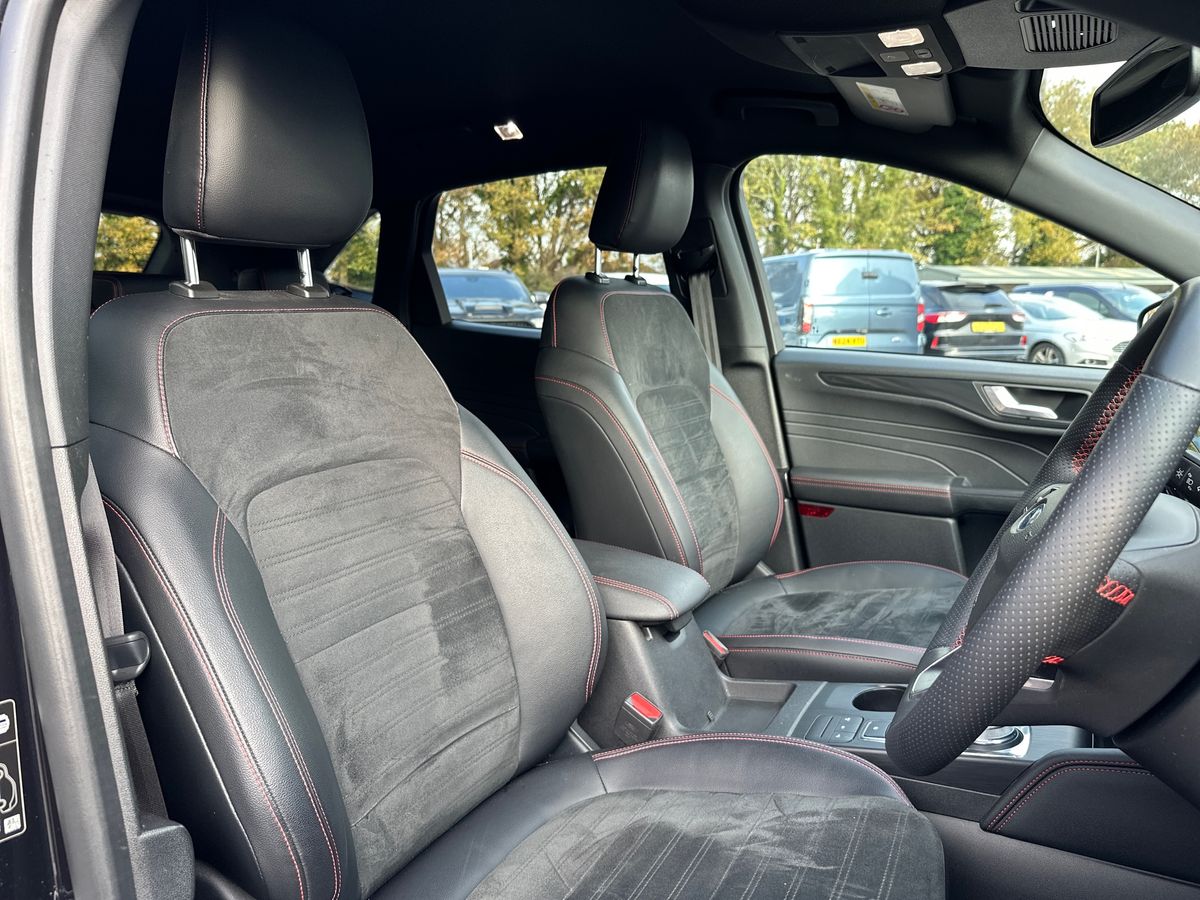 Used Ford Kuga 2022 for sale - 76602937: Photo 12