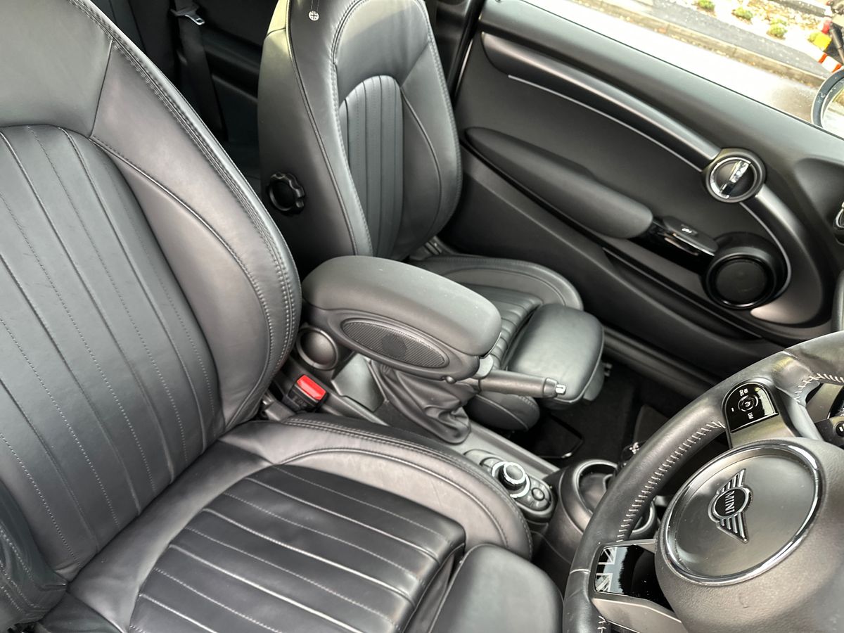 Used MINI Hatch 2022 for sale - 77122555: Photo 12