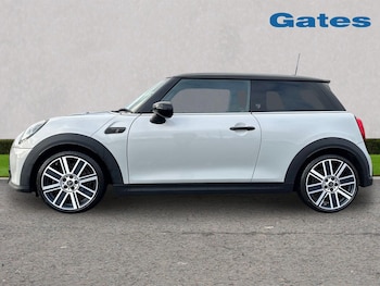 Used MINI Hatch 2022 for sale - 77122555: Photo
