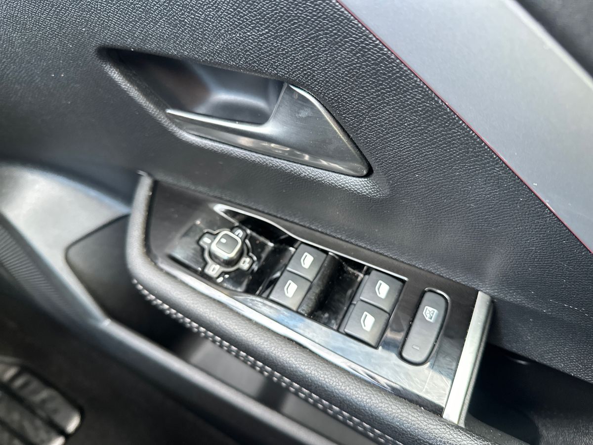 Used Vauxhall Astra 2024 for sale - 77232104: Photo 25