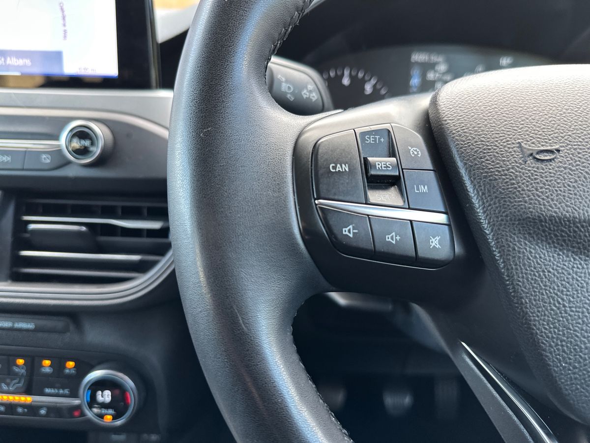 Used Ford Focus 2023 for sale - 76523522: Photo 26