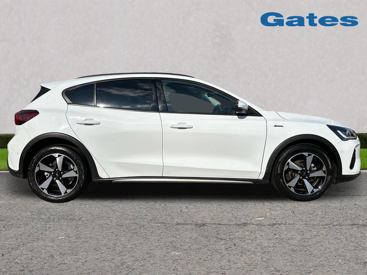 Used Ford Focus 2023 for sale - 76523522: Photo 8