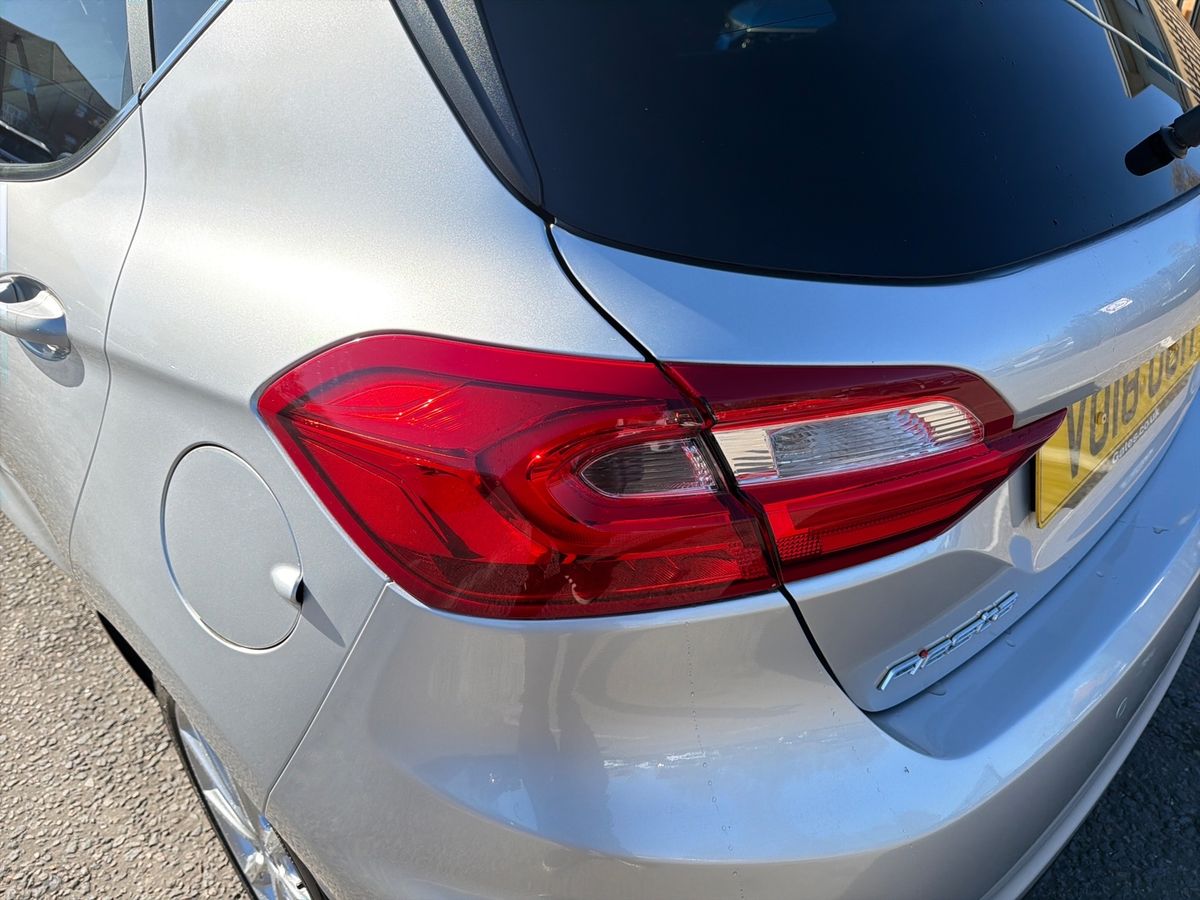 Used Ford Fiesta 2018 for sale - 78165682: Photo 33