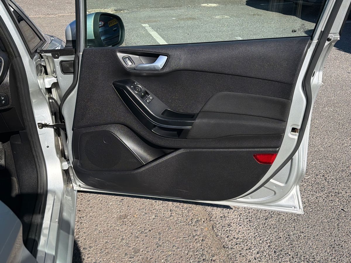 Used Ford Fiesta 2018 for sale - 78165682: Photo 35