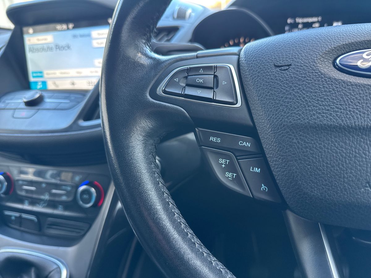 Used Ford Kuga 2017 for sale - 76704399: Photo 26