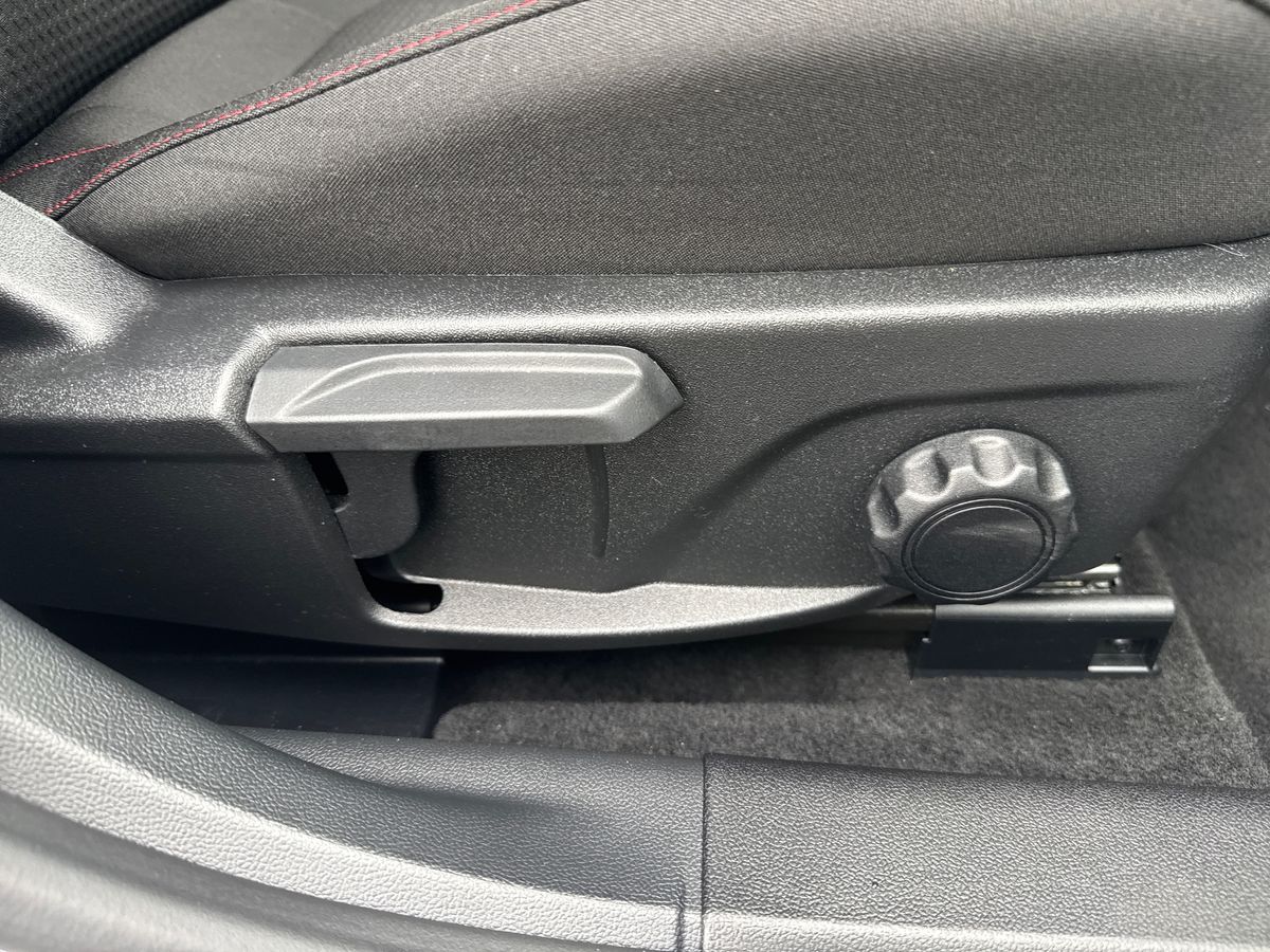 Used Ford Focus 2023 for sale - 76750113: Photo 30