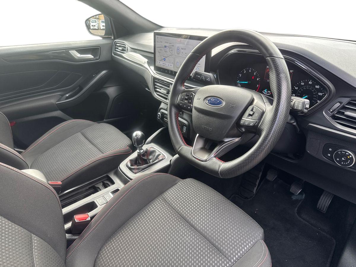 Used Ford Focus 2023 for sale - 76229201: Photo 10