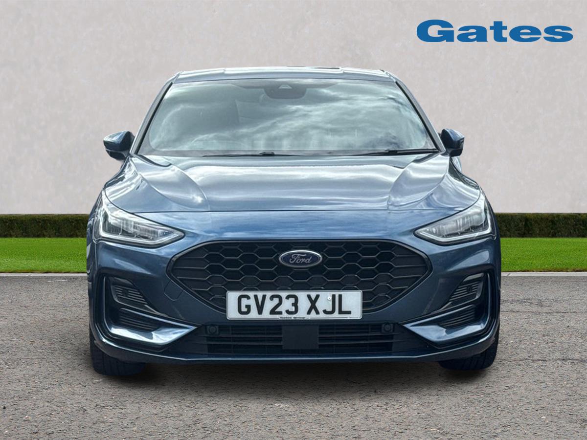 Used Ford Focus 2023 for sale - 76229201: Photo 2