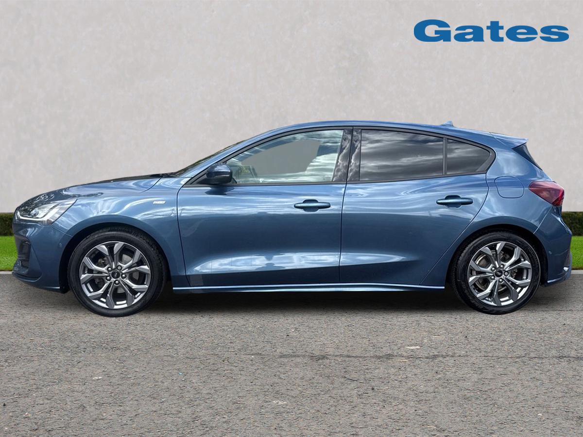 Used Ford Focus 2023 for sale - 76229201: Photo 4