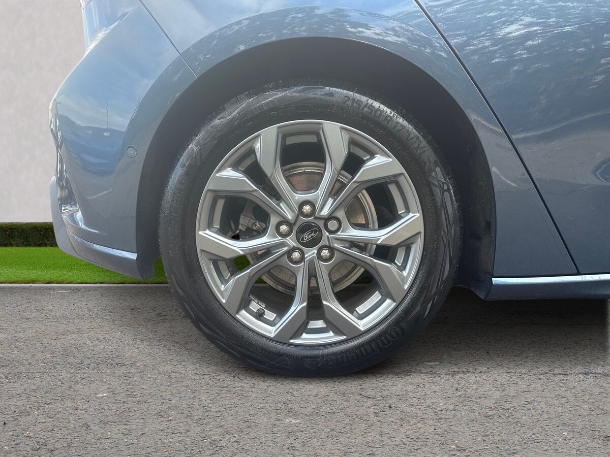 Used Ford Focus 2023 for sale - 76229201: Photo 9