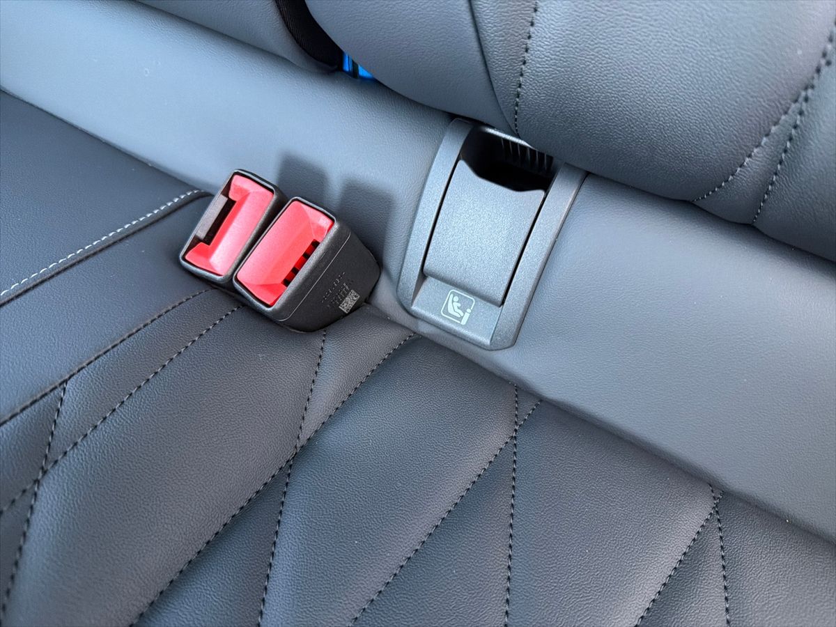 Used Ford Explorer 2025 for sale - 78158771: Photo 31