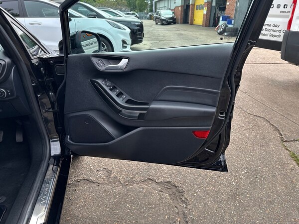 Used Ford Fiesta 2022 for sale - 76008345: Photo 35