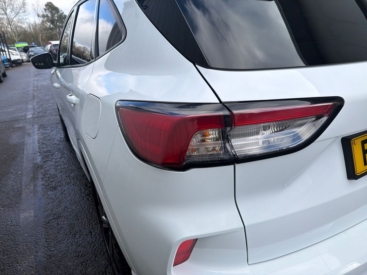 Used Ford Kuga 2023 for sale - 77442569: Photo 33