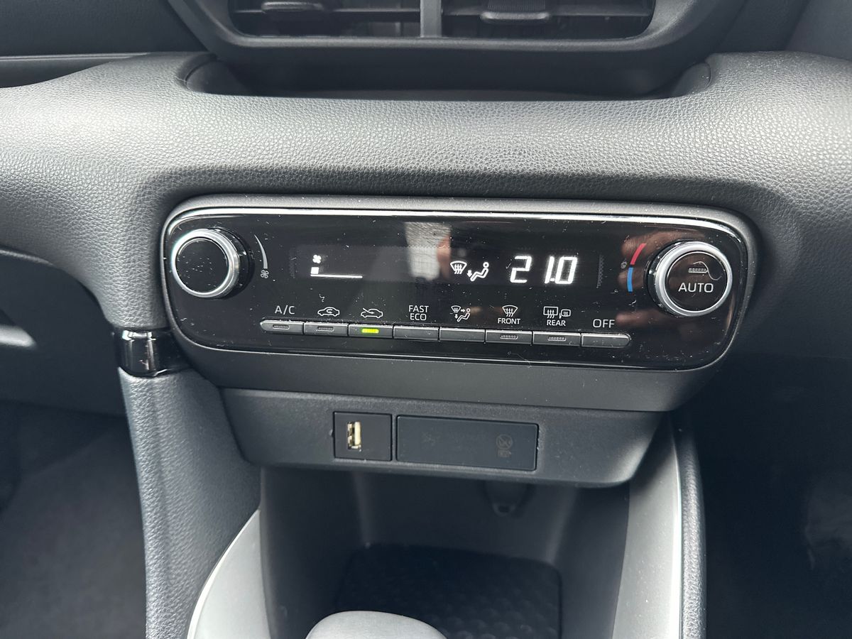 Used Toyota Yaris 2023 for sale - 77740006: Photo 22